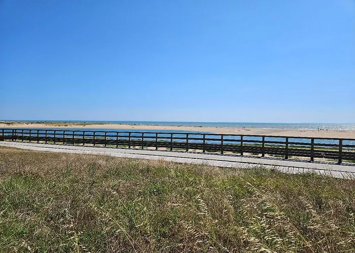 Appartement Lumineux Acces Plage, 5 Pers Max, Tennis, Parking - Fr-1-476-150 Апартаменты Ла-Фот-сюр-Мер